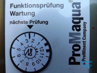 Dosierstation:

Dosierstationen sind wesentliche Anlagenteile in industriellen wie auch kommunalen Klranlagen. Sie dienen zur Fllungsmitteldosierung bei der Phosphatelimination oder zur Dosierung von Chemikalien (Wasserstoffperoxid, Natronlauge, Salzsure, Zitronensure etc.) fr die Reinigung der eingesetzten Membranen. 
Quelle: www.wasser-wissen.de