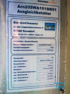 Behandlungsbehlter dienen zur  Vorbehandlung von u.a. Teilstrmen des anfallenden Abwassers mit dem Ziel einer optimierten nachfolgenden Endbehandlung der Gesamtabwassermenge. Eine solche Chargenbehandlung kann z.B. in einer Vor-Oxidation, Neutralisation oder auch Vergleichmigung von konzentrierten Abwasserstrmen zur Endbehandlung bestehen.
Quelle: www.wasser-wissen.de