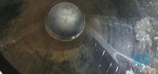 Behandlungsbehlter dienen zur  Vorbehandlung von u.a. Teilstrmen des anfallenden Abwassers mit dem Ziel einer optimierten nachfolgenden Endbehandlung der Gesamtabwassermenge. Eine solche Chargenbehandlung kann z.B. in einer Vor-Oxidation, Neutralisation oder auch Vergleichmigung von konzentrierten Abwasserstrmen zur Endbehandlung bestehen.
Quelle: www.wasser-wissen.de