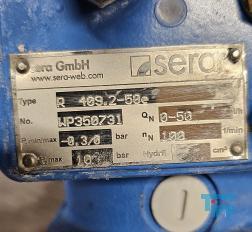 Dosierpumpe:Dosierpumpen kommen berall dort zum Einsatz, wo Flssigkeiten dosiert, d.h. mglichst genau mit einem definierten Volumen und in einer definierten Zeit einem Medium zugegeben werden sollen. 

Bei Dosierpumpen handelt es sich um oszillierende Verdrngerpumpen. Es wird ein definiertes Flssigkeitsvolumen beim Rckhub des Verdrngers eingesaugt und beim Druckhub in die Dosierleitung gedrckt. Die Frderleistung ist durch das Einstellen des Hubvolumens und der Dosierhbe pro Zeiteinheit vernderbar. So lsst sich eine gleich bleibend genaue und auch bei unterschiedlichen Gegendrcken konstante Dosierung erreichen.
Quelle: www.wasser-wissen.de